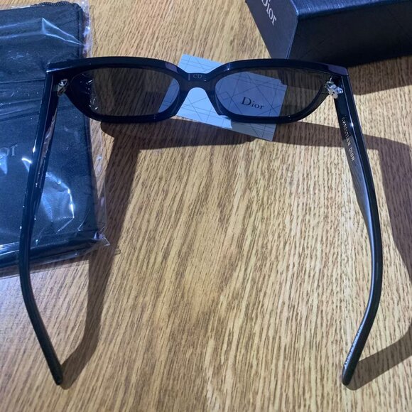 DiorSignature Black Sunglasses - Picture 6 of 7